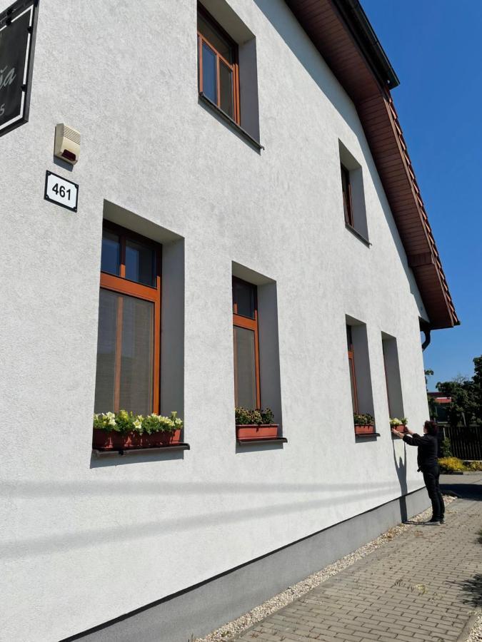 Penzion U Bohusa Lednice Exterior photo